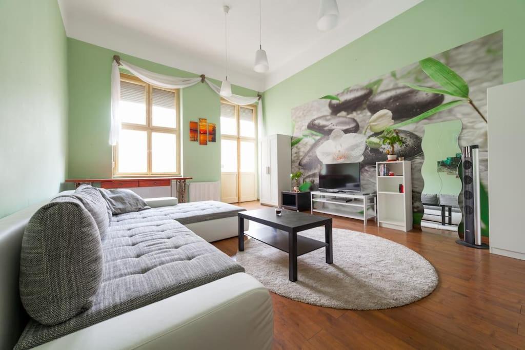 Main Street Apartment / Heart Of Bp Budapest Exterior foto