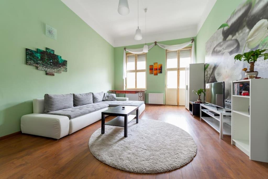 Main Street Apartment / Heart Of Bp Budapest Exterior foto